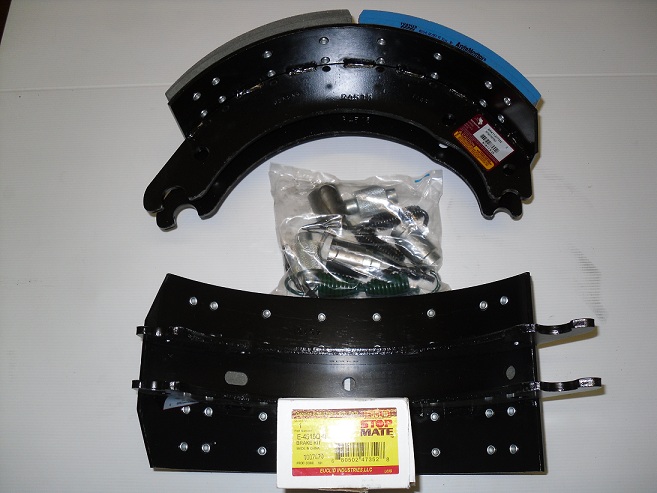 BRAKE SHOE & LINING SET Q-GP INCL HARDWARE – Hancock and Just. The ...